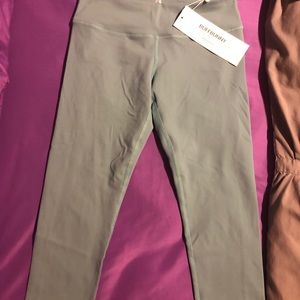 BuffBunny Pants - Leggings BuffBunny Pants - Leggings